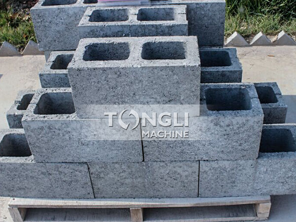 15224627935247.jpg 093119hchb32cq2e32931i.jpg